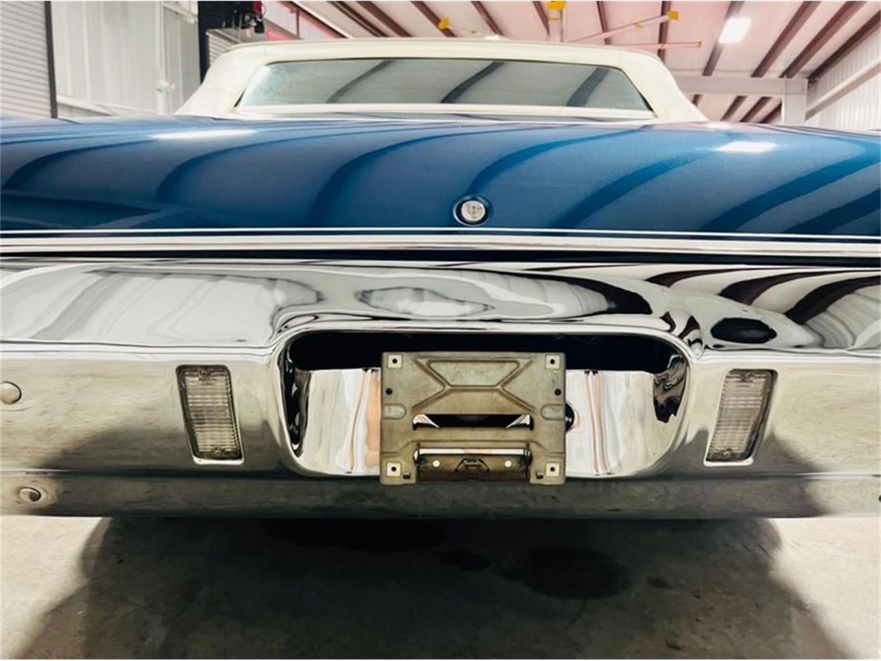 1972 Oldsmobile Cutlass - Image 3