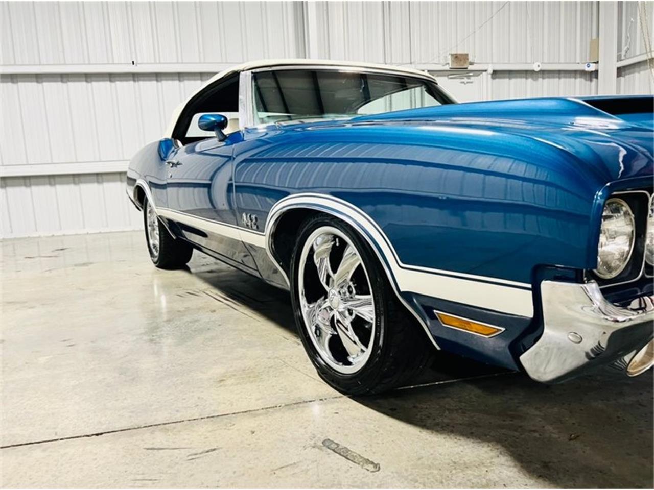 1972 Oldsmobile Cutlass - Image 9