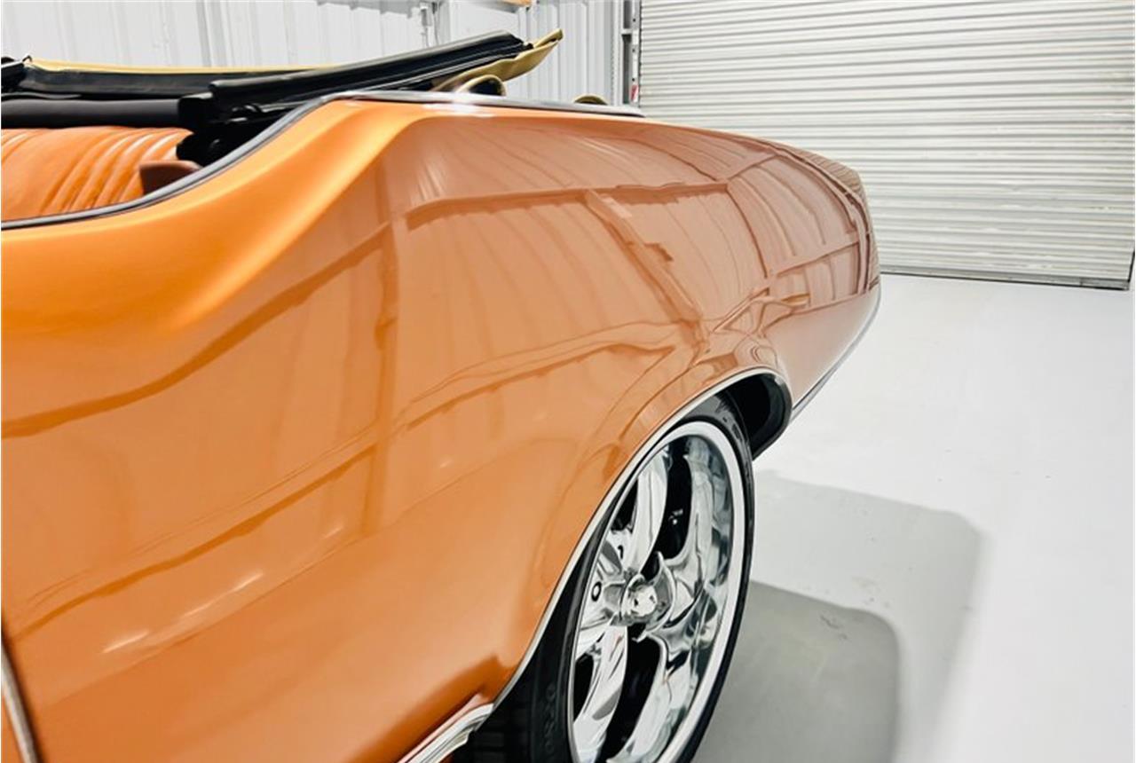 1971 Oldsmobile Cutlass - Image 3