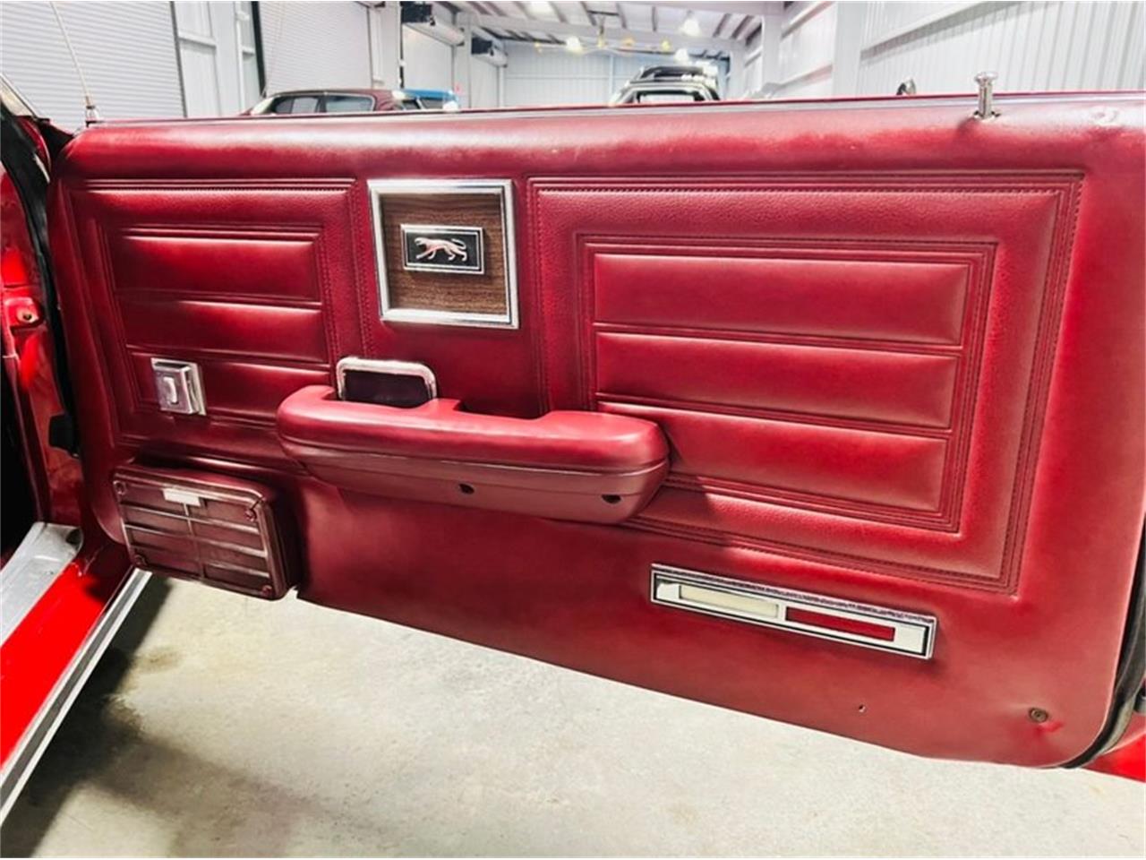 1970 Mercury Cougar - Image 11