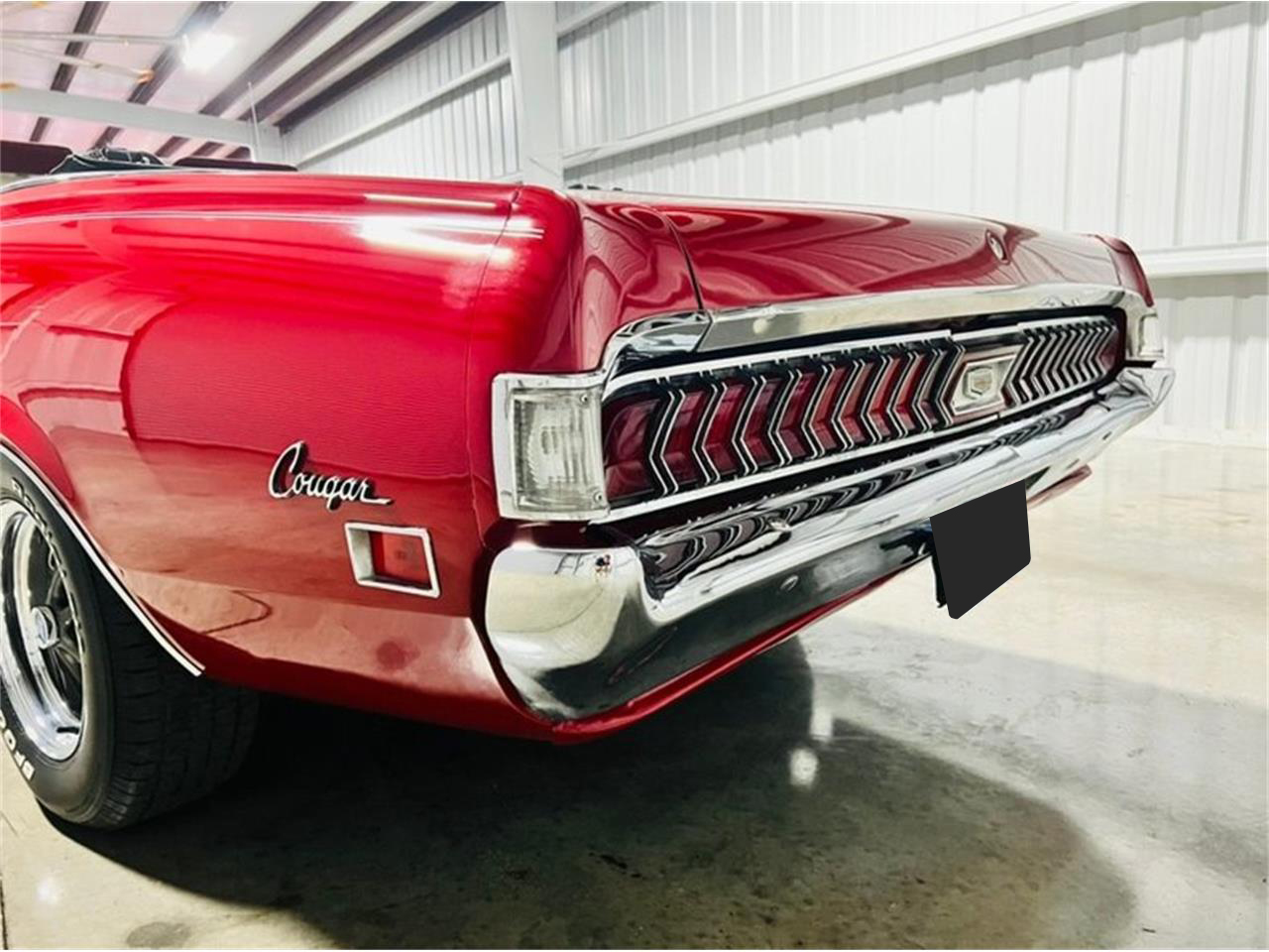 1970 Mercury Cougar - Image 4